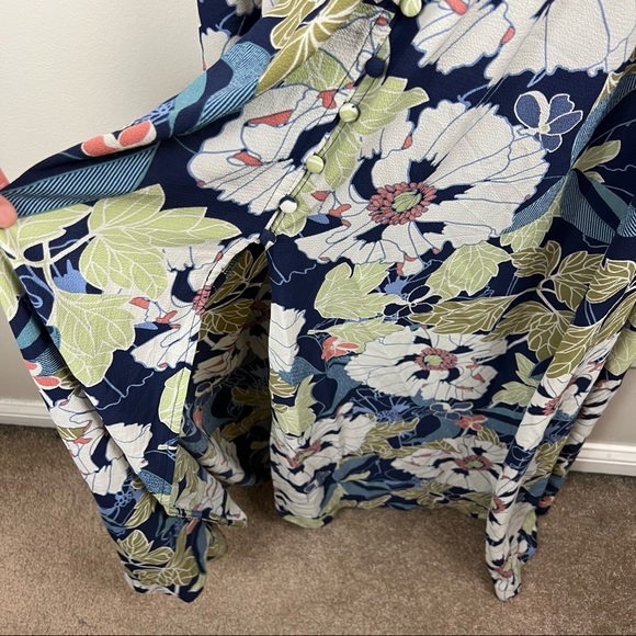 City Chic Button Front Floral Maxi Dress Size Large (20) Front Slit Sleeveless - Picture 7 of 10